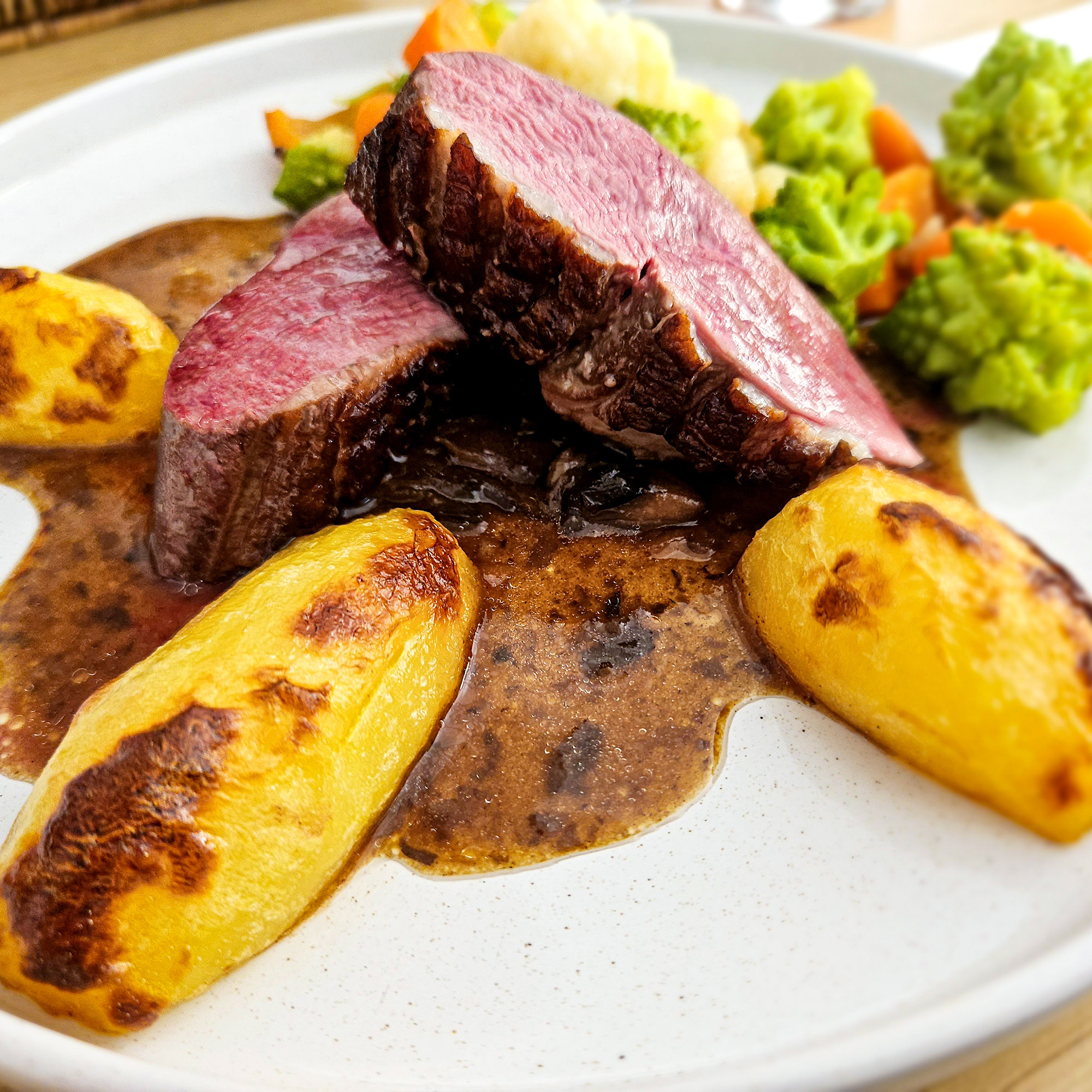 Le magret de canard accompagné de sa tombée de légumes