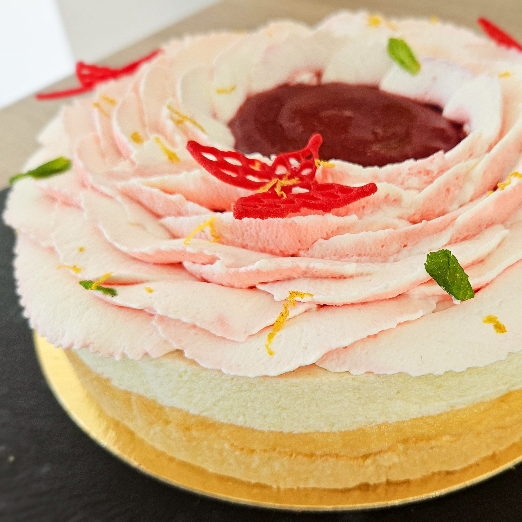 L'Entremets Fraise-Rhubarbe